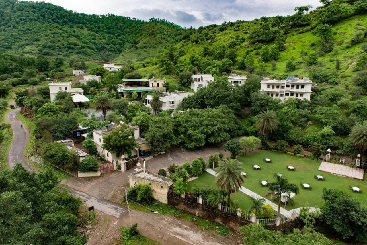 Aaram Baagh - A Luxury Nature Resort Ουνταϊπούρ Εξωτερικό φωτογραφία